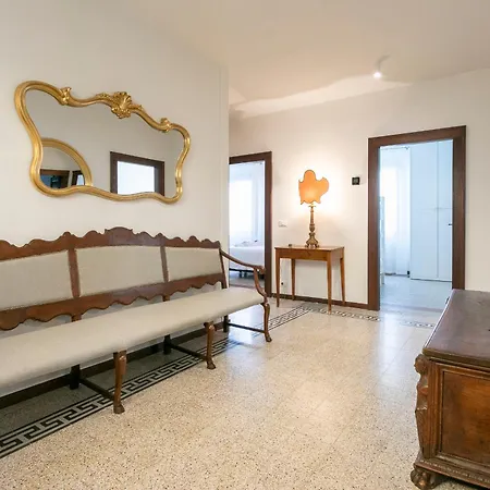 Ca' Ramandolo Terrace * Venice